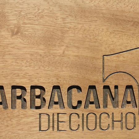 Barbacana, Dieciocho Baeza Exterior photo